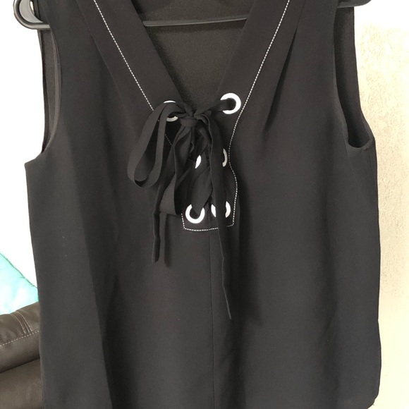 Like New BCBG MAXAZRIA/Size M/Black & White - Picture 7 of 7